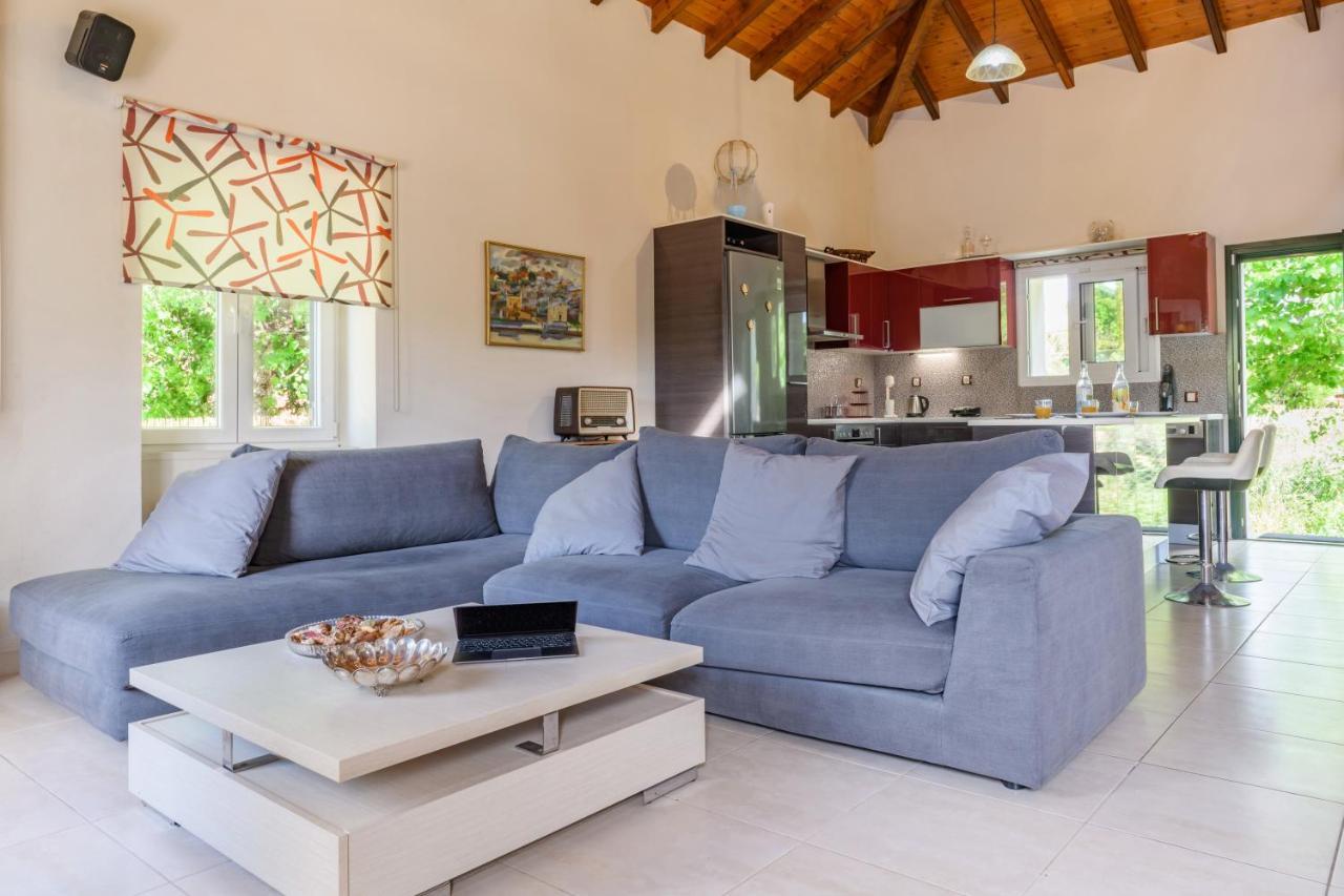 Sunshine House Corfu Anemomylos